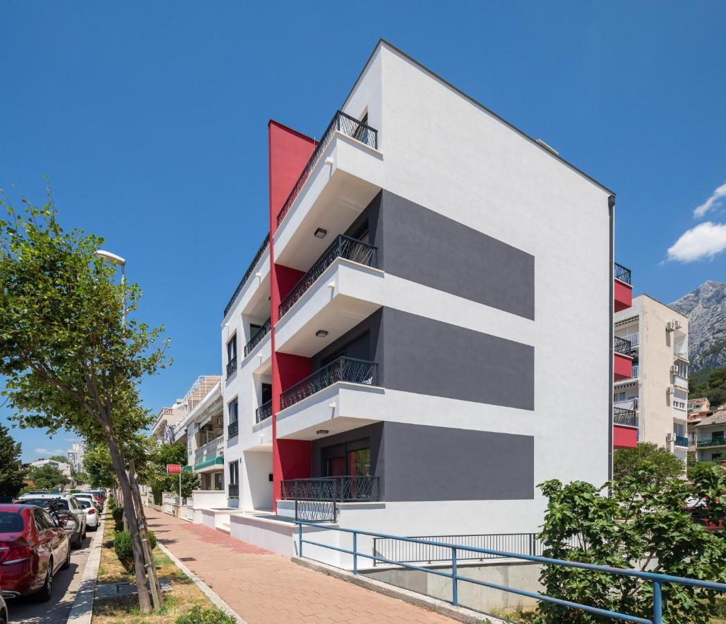 Villa Loriana Apartments Makarska Bagian luar foto